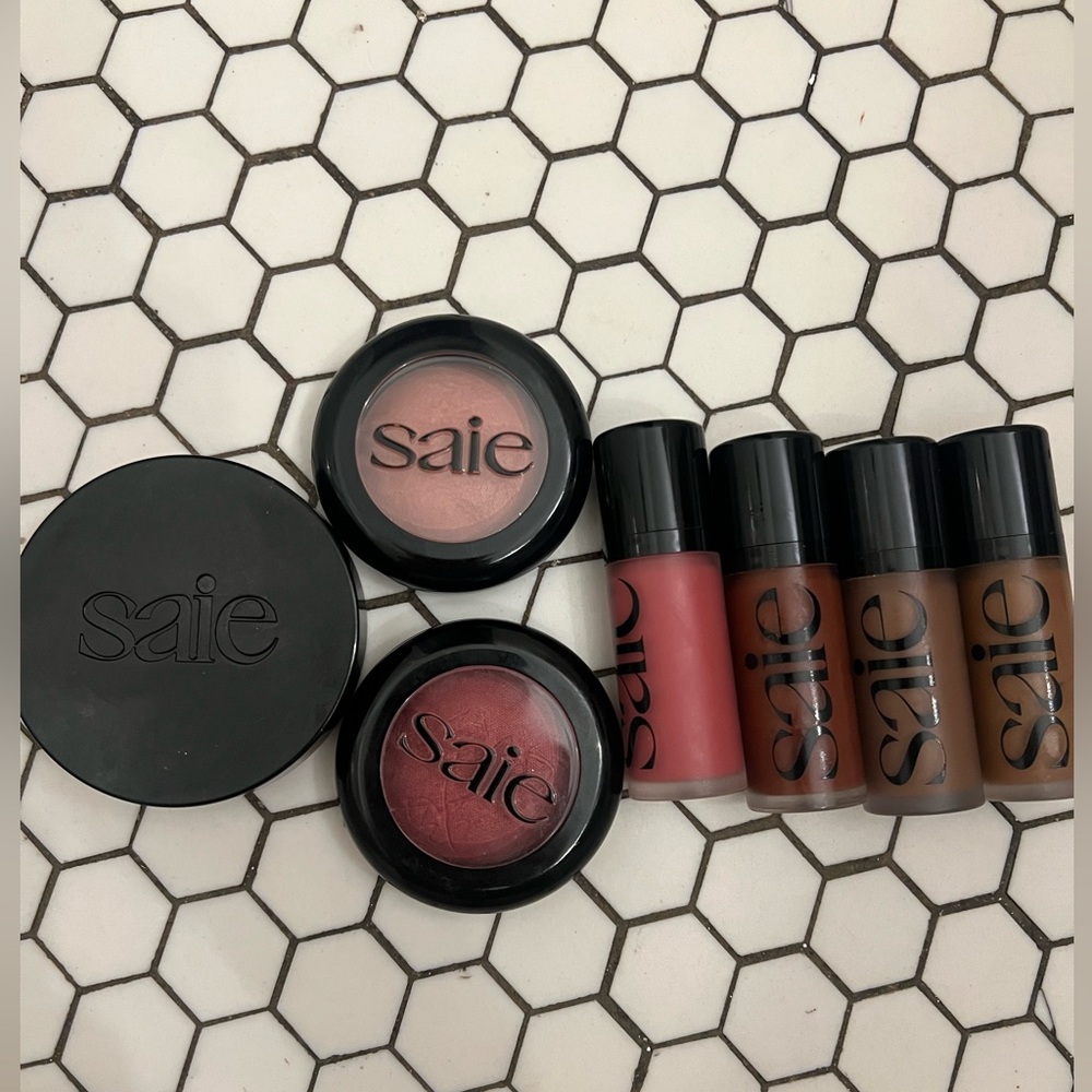 Saie Makeup Bundle